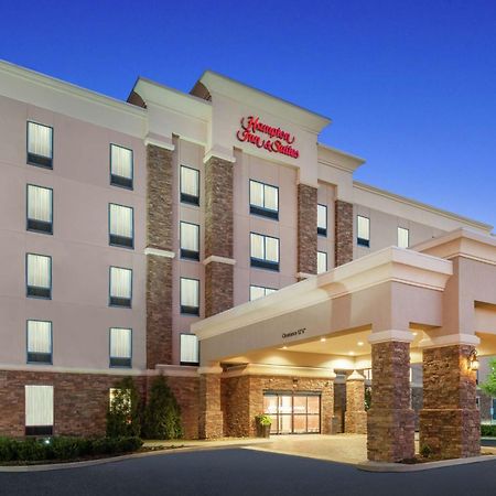 Hampton Inn And Suites Roanoke Airport/Valley View Mall Exterior photo